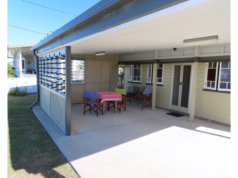 67 Queens Beach Esplanade, Bowen QLD 4805