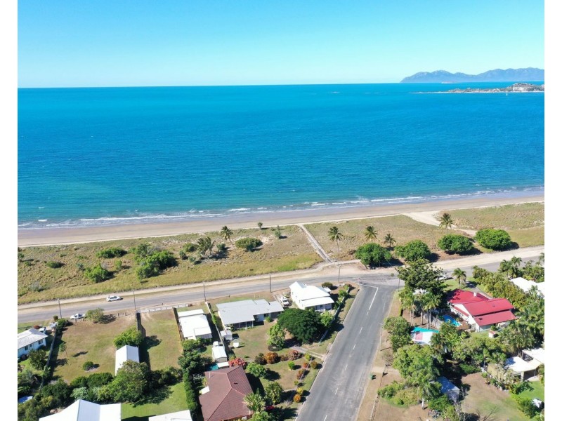 67 Queens Beach Esplanade, Bowen QLD 4805