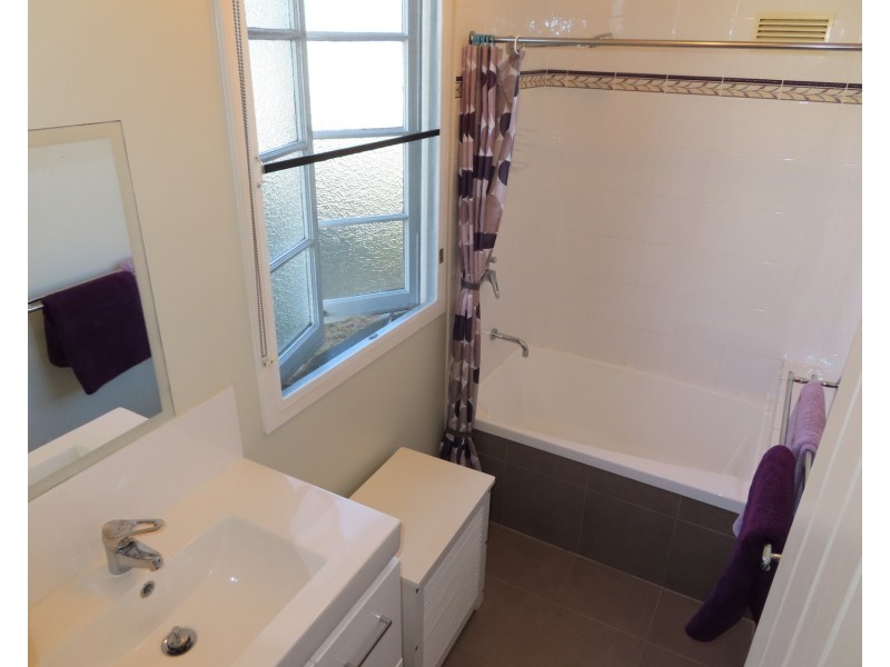 67 Queens Beach Esplanade, Bowen QLD 4805