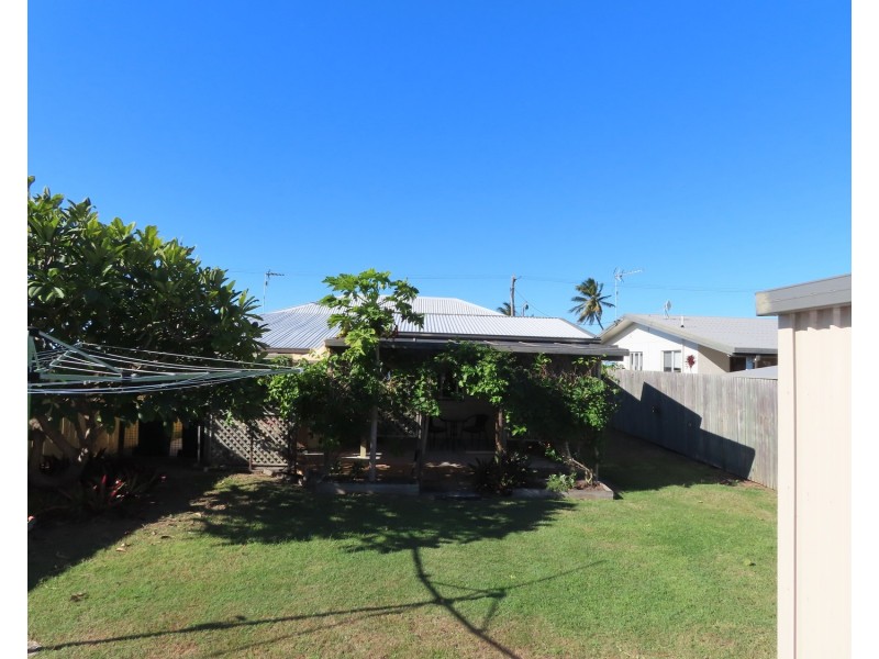 67 Queens Beach Esplanade, Bowen QLD 4805