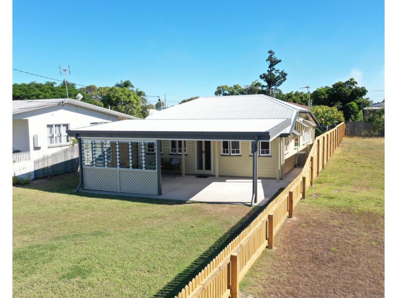 67 Queens Beach Esplanade, Bowen QLD 4805