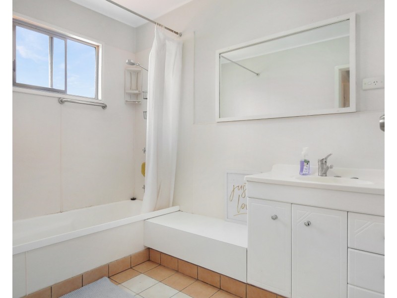6 Philip Street, Bowen QLD 4805