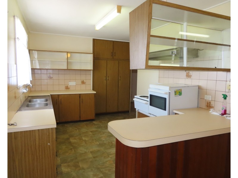 12 Banksia Street, Bowen QLD 4805