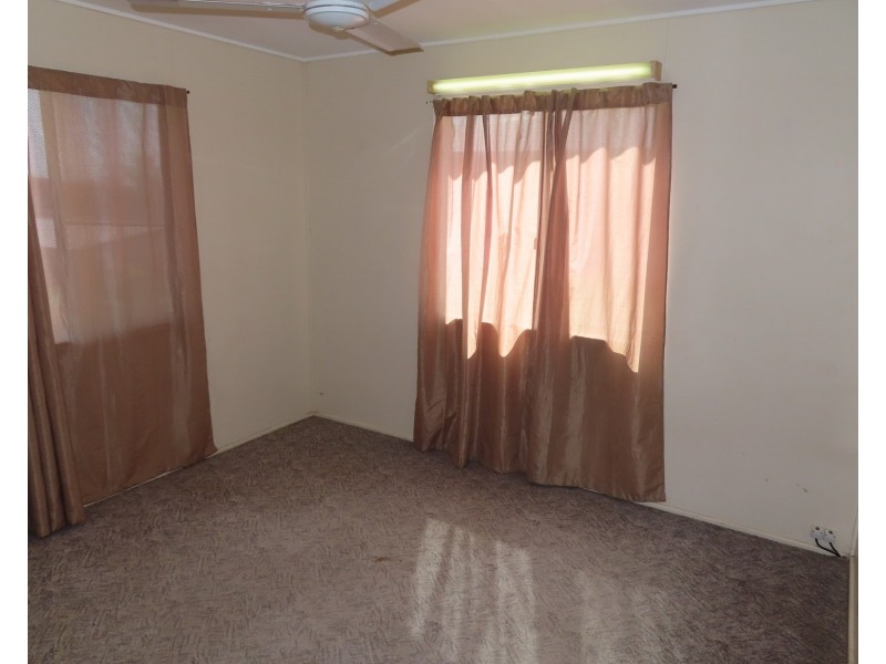 12 Banksia Street, Bowen QLD 4805