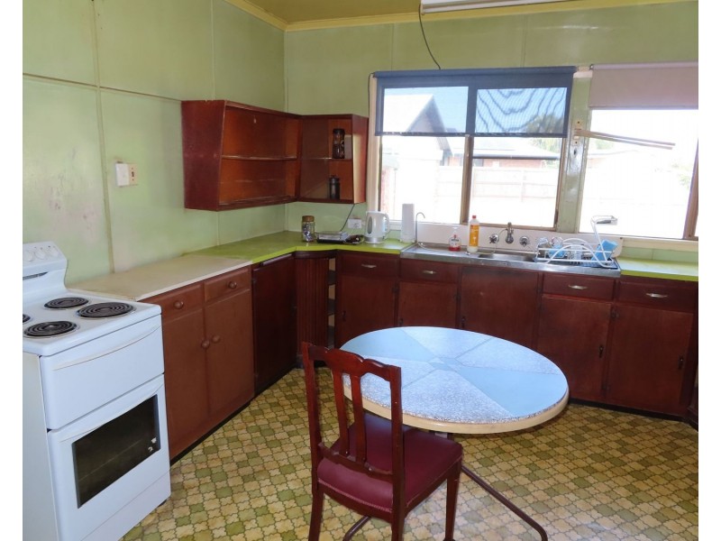 9 Mackenzie Street, Bowen QLD 4805