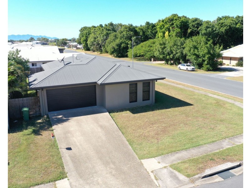 2 Lime Tree Court, Bowen QLD 4805
