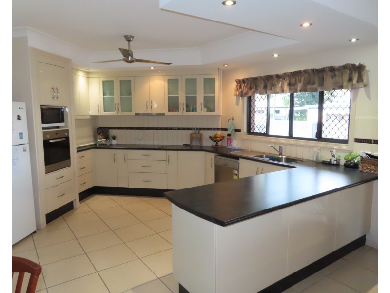 2 McDonnell Place, Bowen QLD 4805