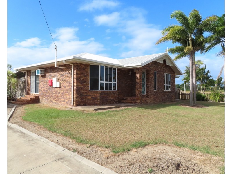 146 Richmond Road, Bowen QLD 4805