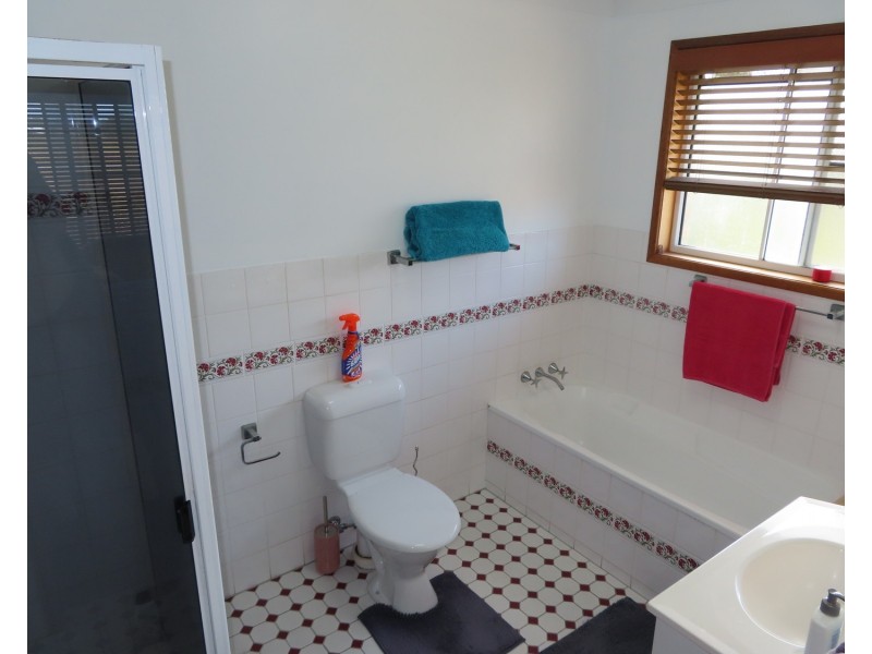 146 Richmond Road, Bowen QLD 4805