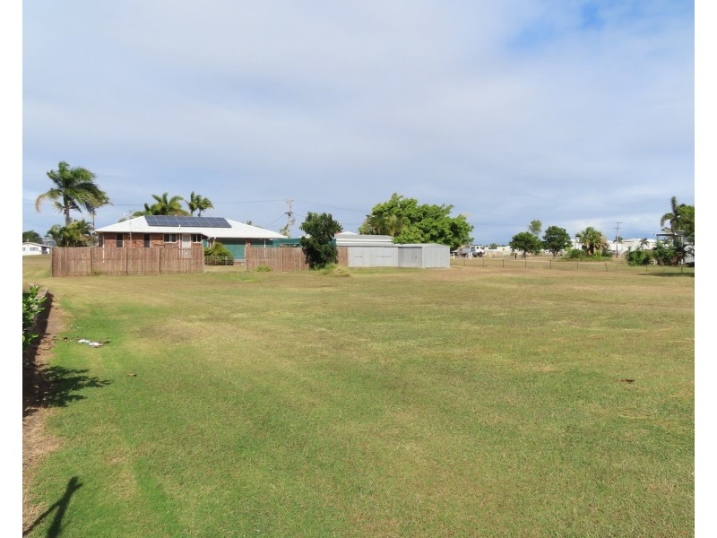 146 Richmond Road, Bowen QLD 4805