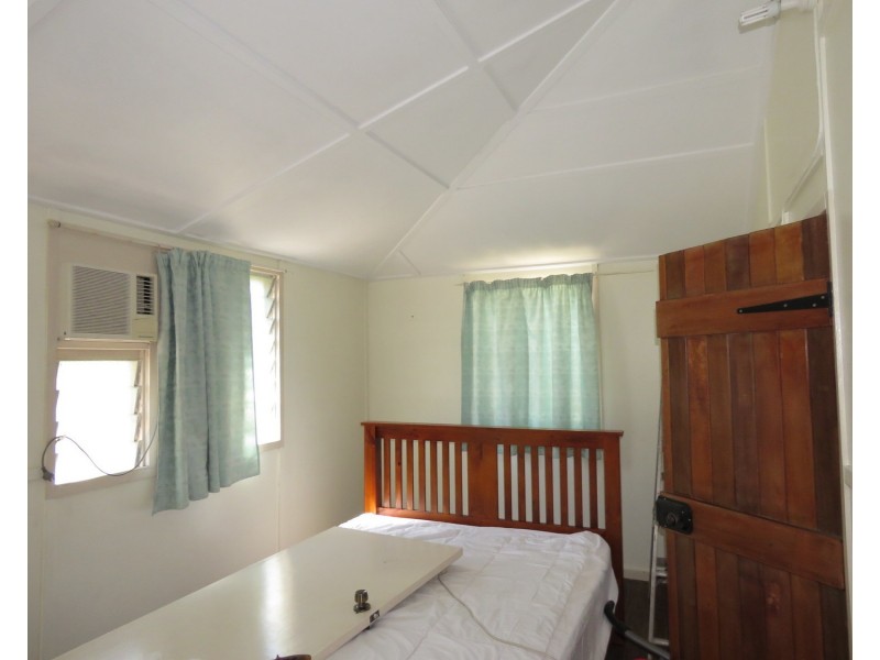 76 Dalrymple Street, Bowen QLD 4805