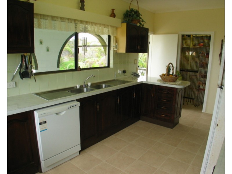 30 Rose Bay Road, Bowen QLD 4805