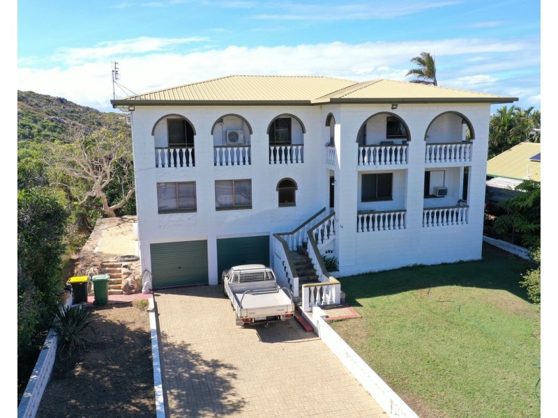 30 Rose Bay Road, Bowen QLD 4805