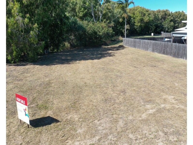 38 Crofton Street, Bowen QLD 4805