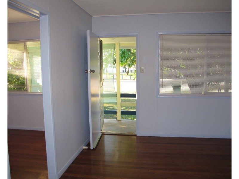 75 Horseshoe Bay Road, Bowen QLD 4805