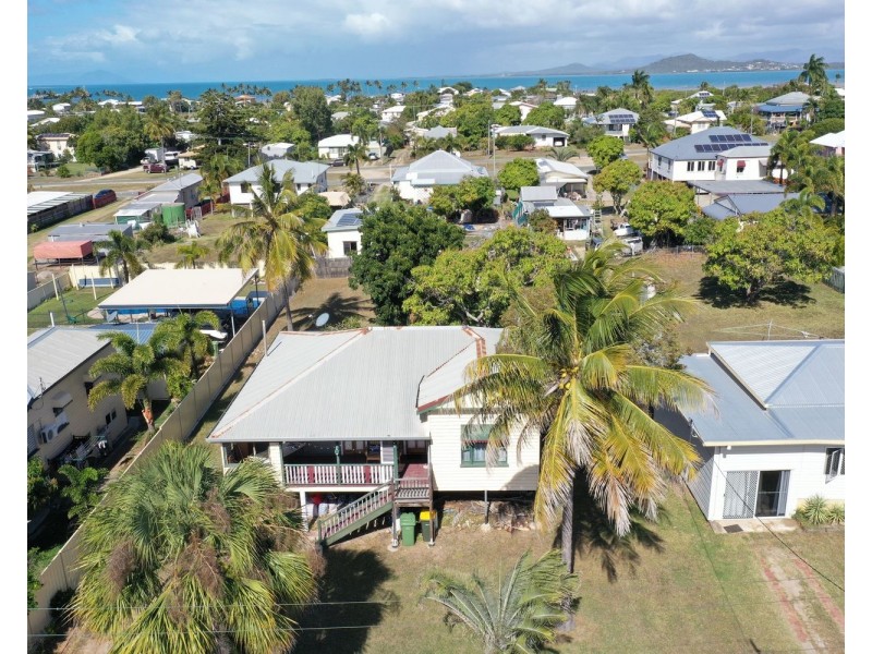 99 Powell Street, Bowen QLD 4805