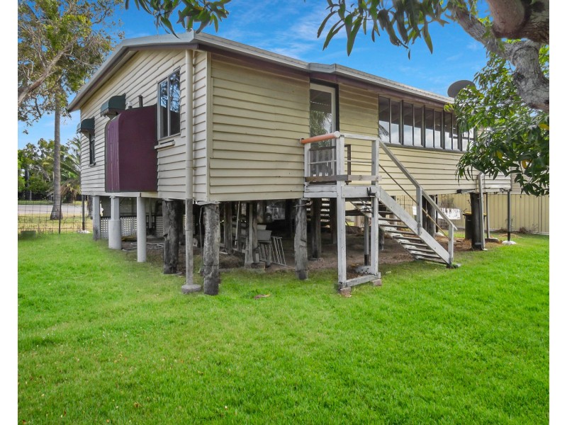 99 Powell Street, Bowen QLD 4805