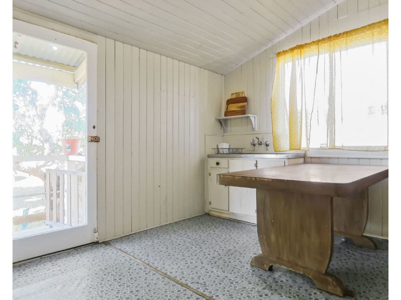 99 Powell Street, Bowen QLD 4805