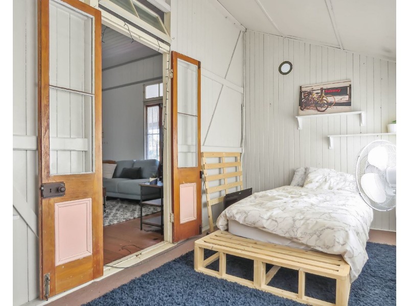 99 Powell Street, Bowen QLD 4805