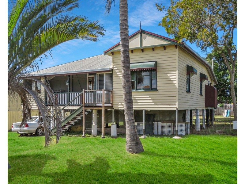 99 Powell Street, Bowen QLD 4805