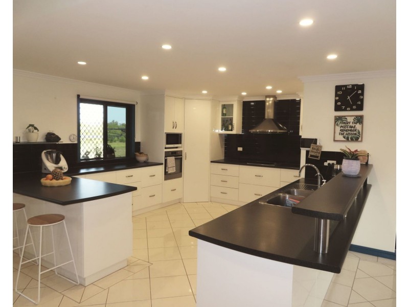 180 Queens Road, Bowen QLD 4805