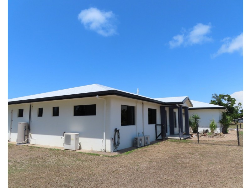 180 Queens Road, Bowen QLD 4805