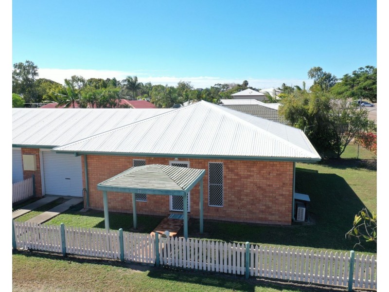 2/28 Sinclair Street, Bowen QLD 4805