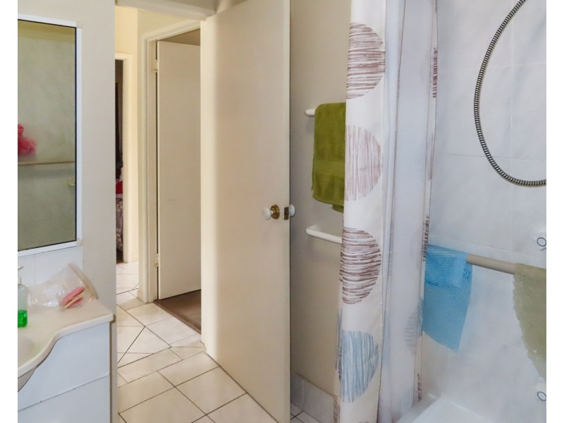 2/28 Sinclair Street, Bowen QLD 4805