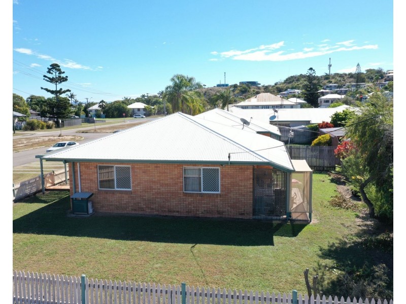 2/28 Sinclair Street, Bowen QLD 4805