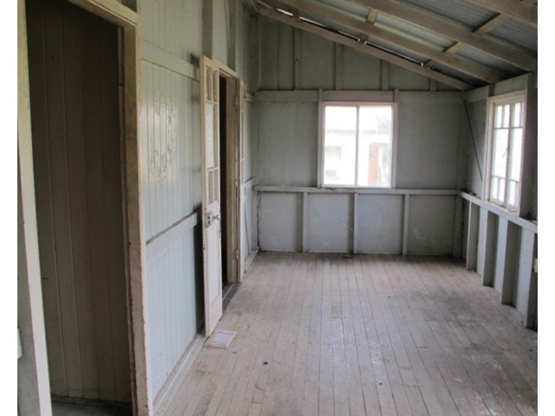 22 Brisbane Street, Bowen QLD 4805