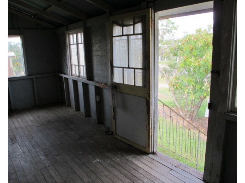 22 Brisbane Street, Bowen QLD 4805