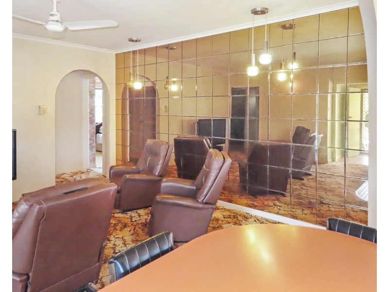 45 Queens Beach Esplanade, Bowen QLD 4805