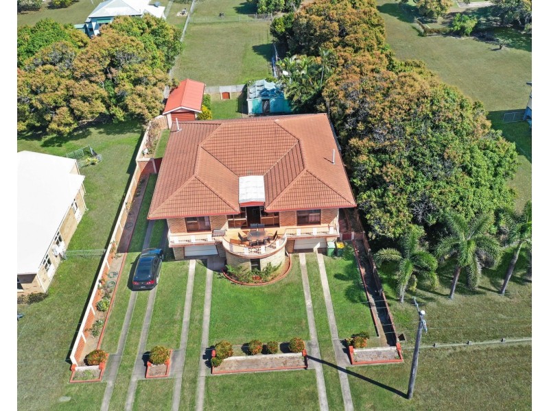 45 Queens Beach Esplanade, Bowen QLD 4805