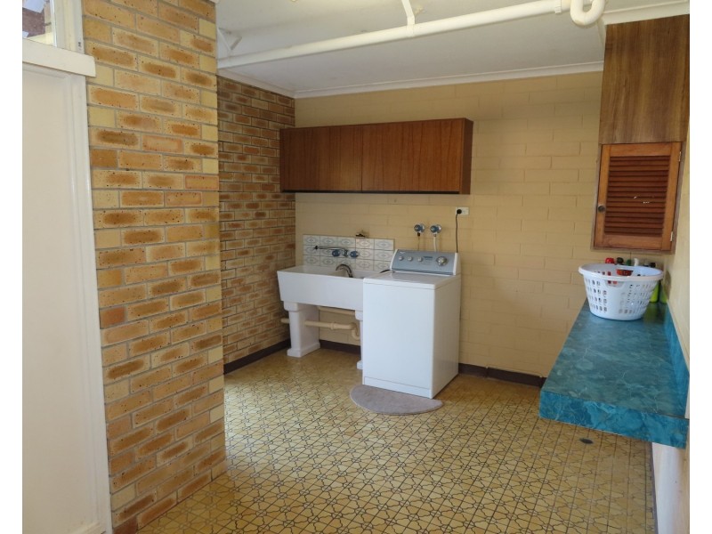 45 Queens Beach Esplanade, Bowen QLD 4805