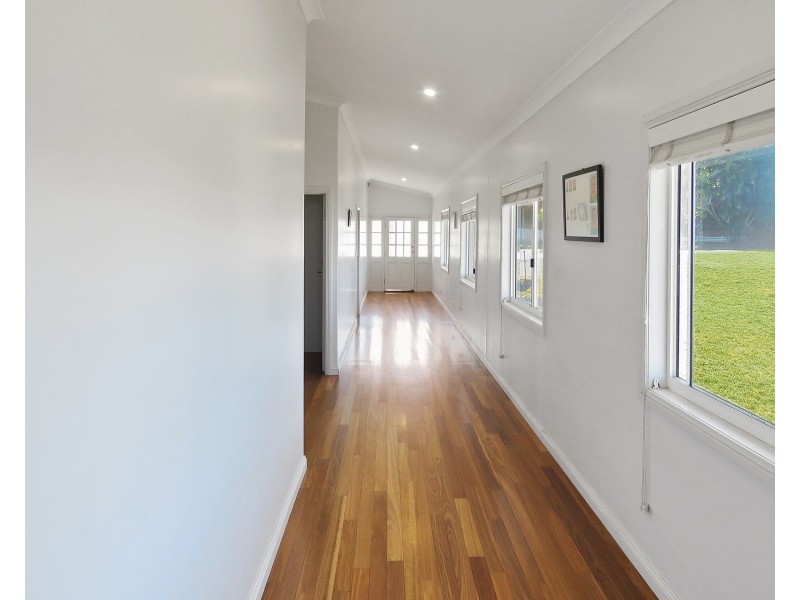 5 Poinciana Drive, Bowen QLD 4805