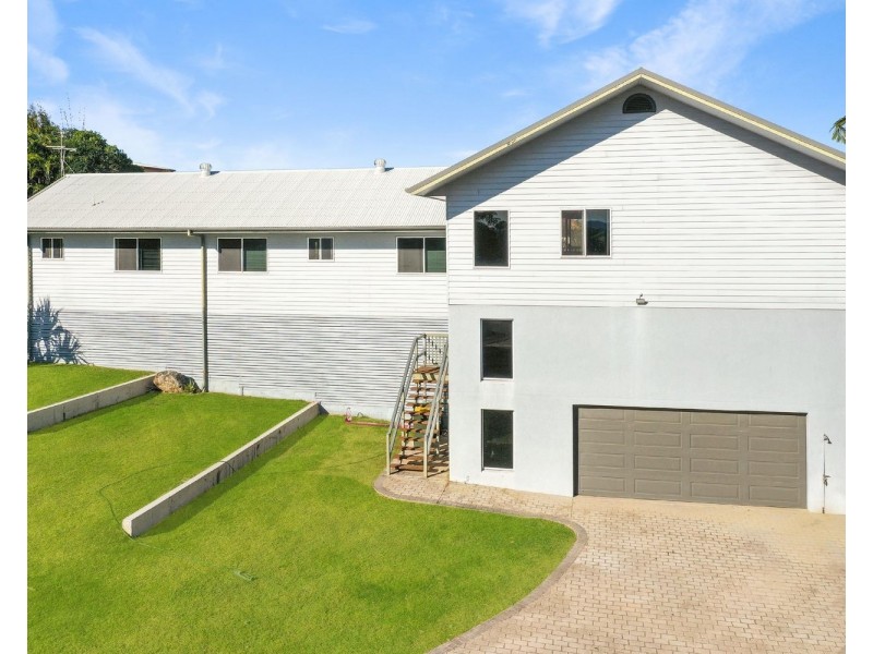 5 Poinciana Drive, Bowen QLD 4805