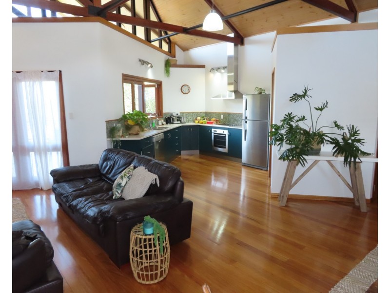 4 Whitsunday Street, Bowen QLD 4805