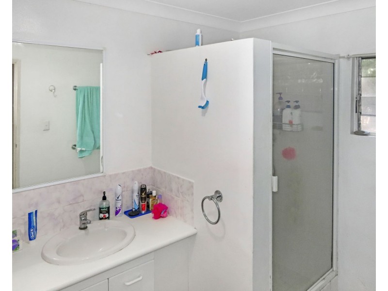 6 Rodney Street, Bowen QLD 4805