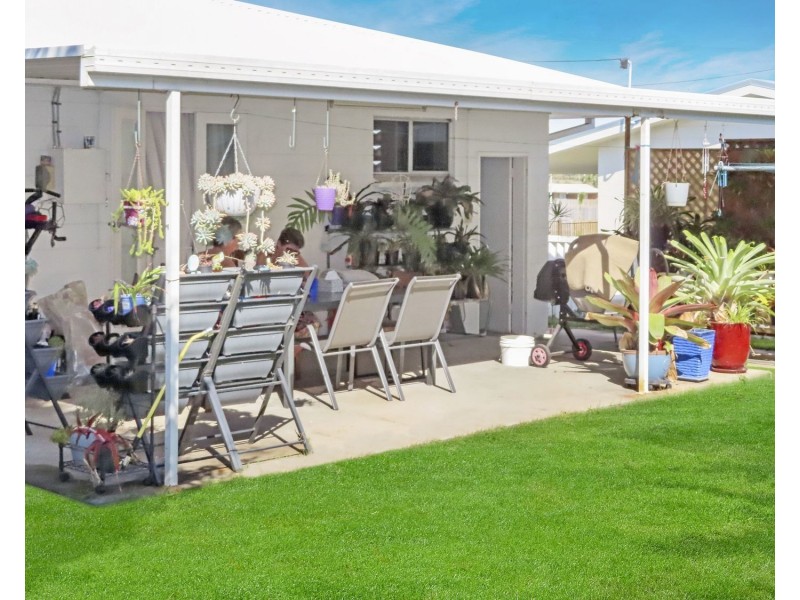 6 Rodney Street, Bowen QLD 4805