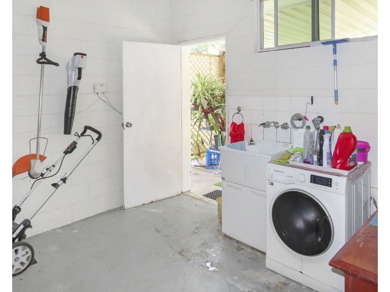 6 Rodney Street, Bowen QLD 4805