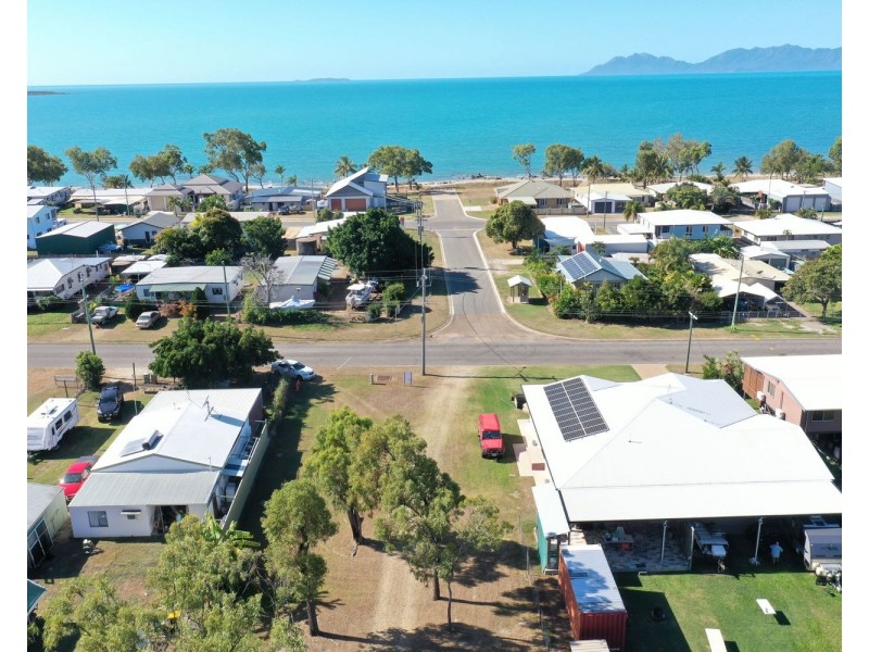 45 Pitcairn Avenue, Bowen QLD 4805