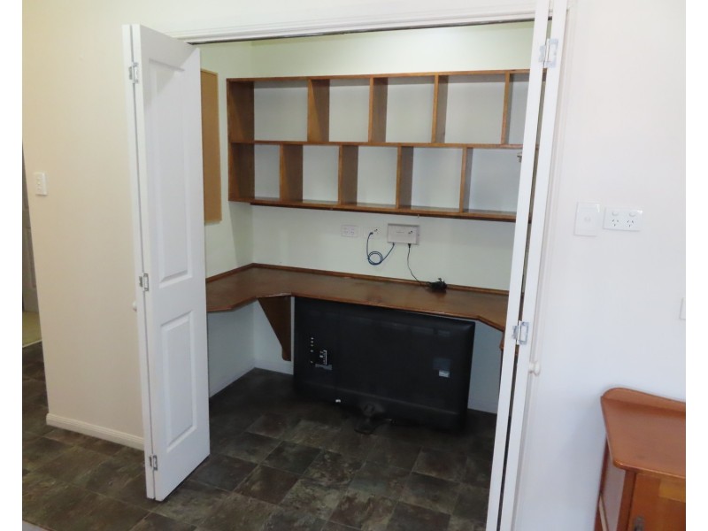 1 Craigie Court, Bowen QLD 4805