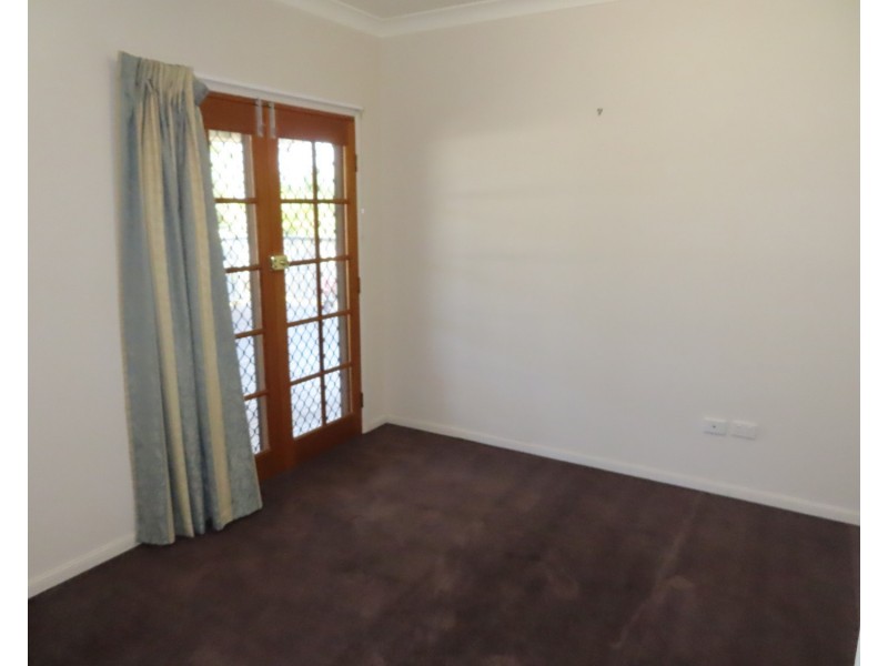 1 Craigie Court, Bowen QLD 4805