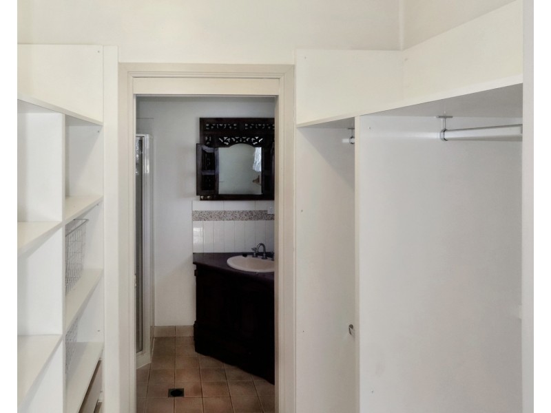 1 Craigie Court, Bowen QLD 4805