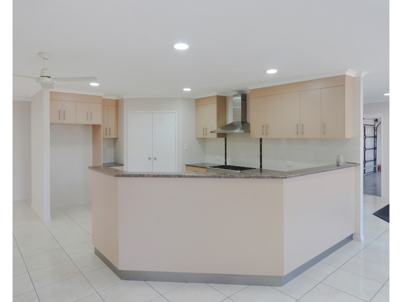 25 Catalina Court, Bowen QLD 4805