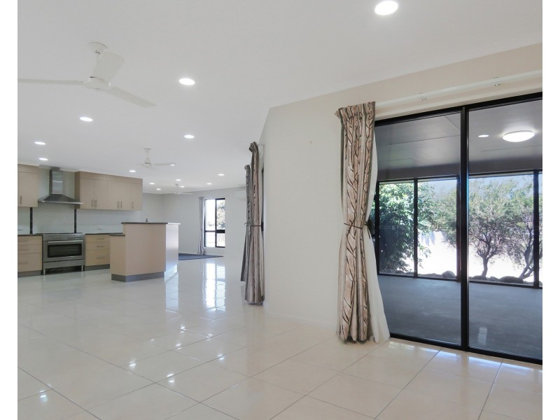 25 Catalina Court, Bowen QLD 4805