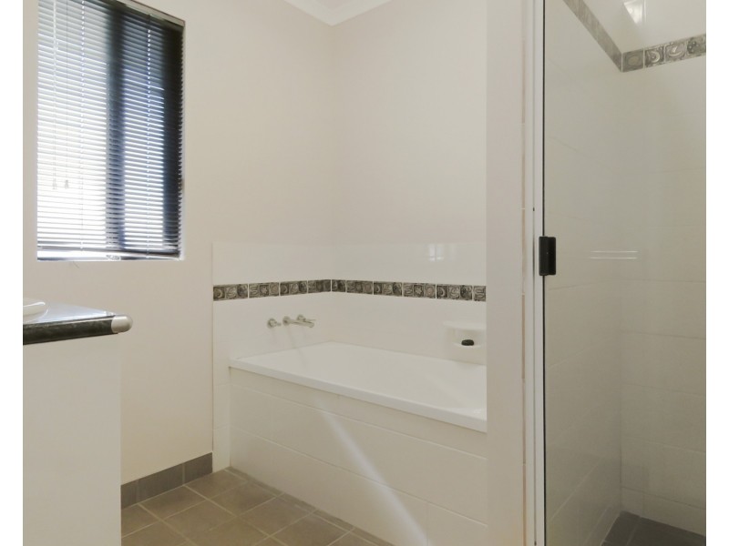 25 Catalina Court, Bowen QLD 4805