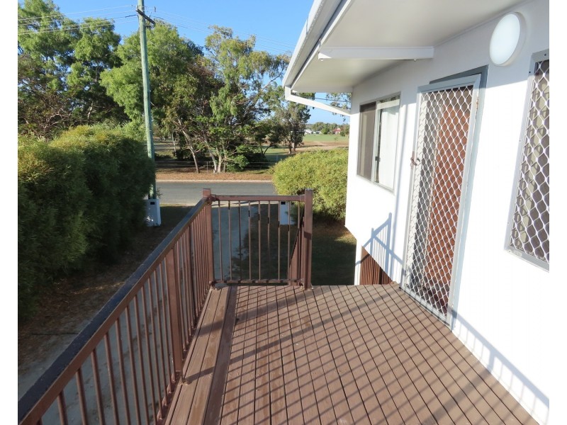 1/12 Verna Street, Bowen QLD 4805