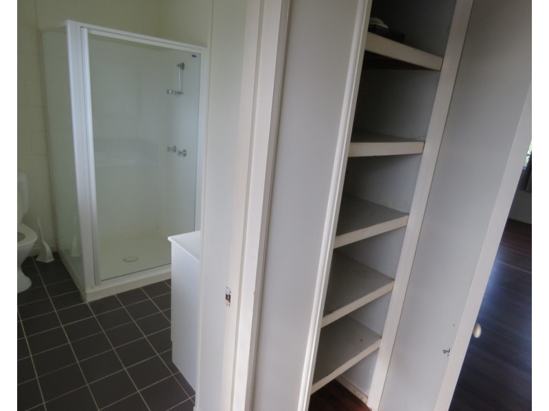 1/12 Verna Street, Bowen QLD 4805