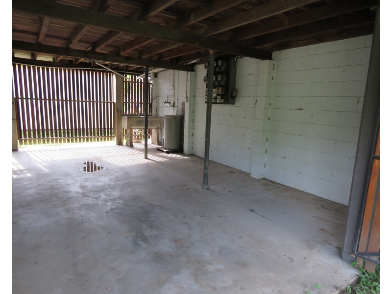 1/12 Verna Street, Bowen QLD 4805